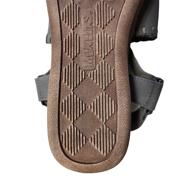Muk Luks Gray and Brown Sandals - Picture 10 of 11